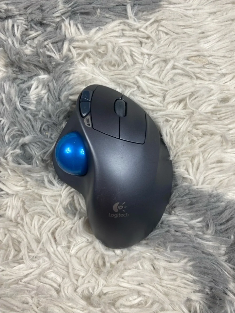 Logitech M570 Wireless Trackball Mouse with USB Receiver Dongle Tested